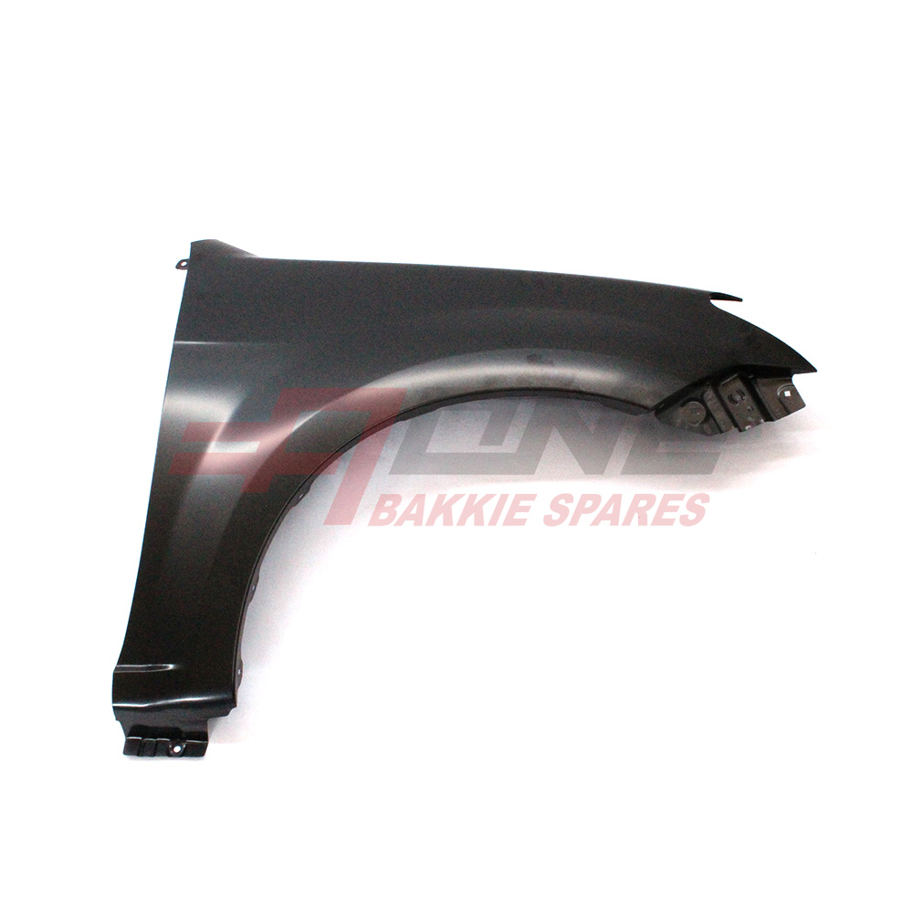 Fender (R/H) for ISUZU KB240 LWB/DC — view 2
